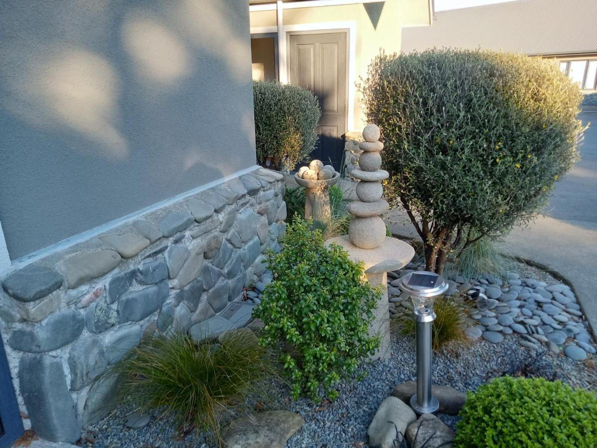 Four Peaks Motel เจอราลดีน ภายนอก รูปภาพ