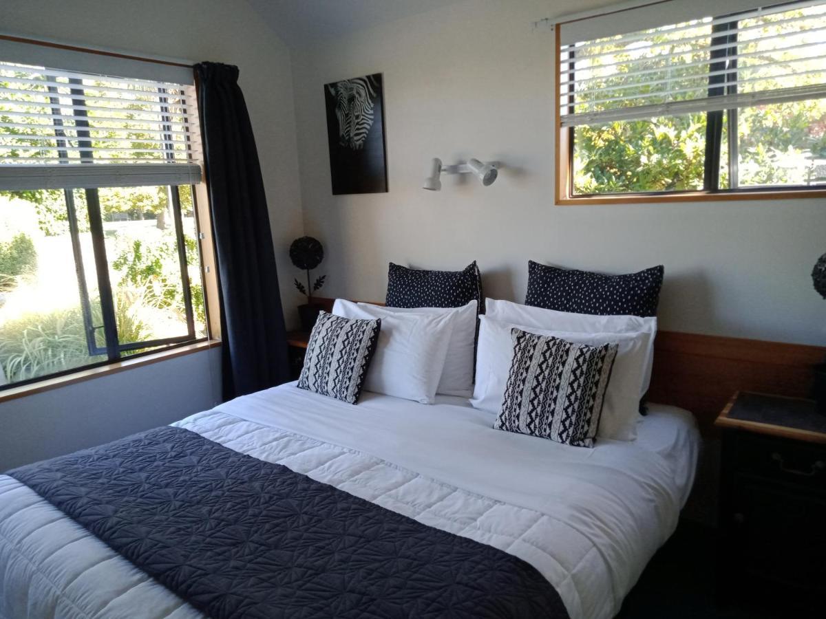 Four Peaks Motel เจอราลดีน ภายนอก รูปภาพ