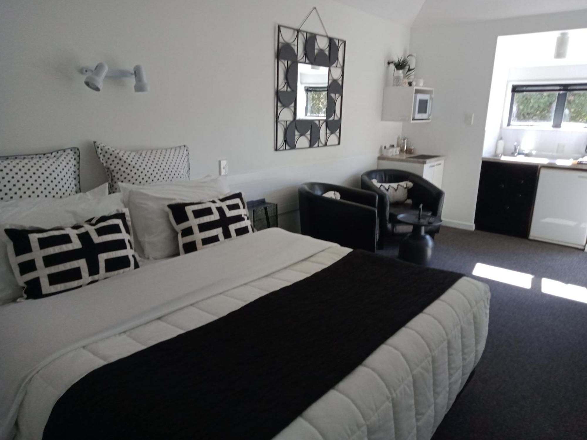 Four Peaks Motel เจอราลดีน ภายนอก รูปภาพ